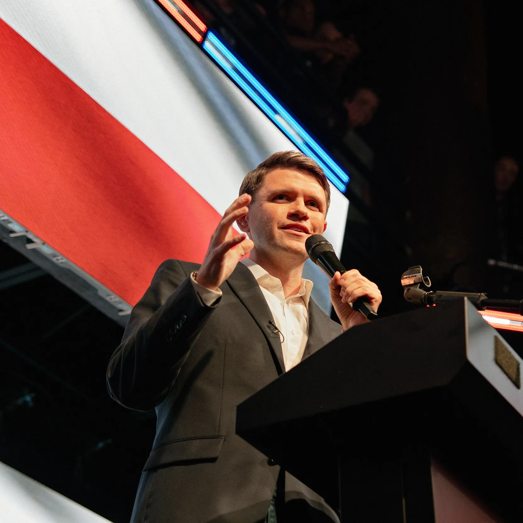Attaques républicaines sur James Talarico et masculinité toxique