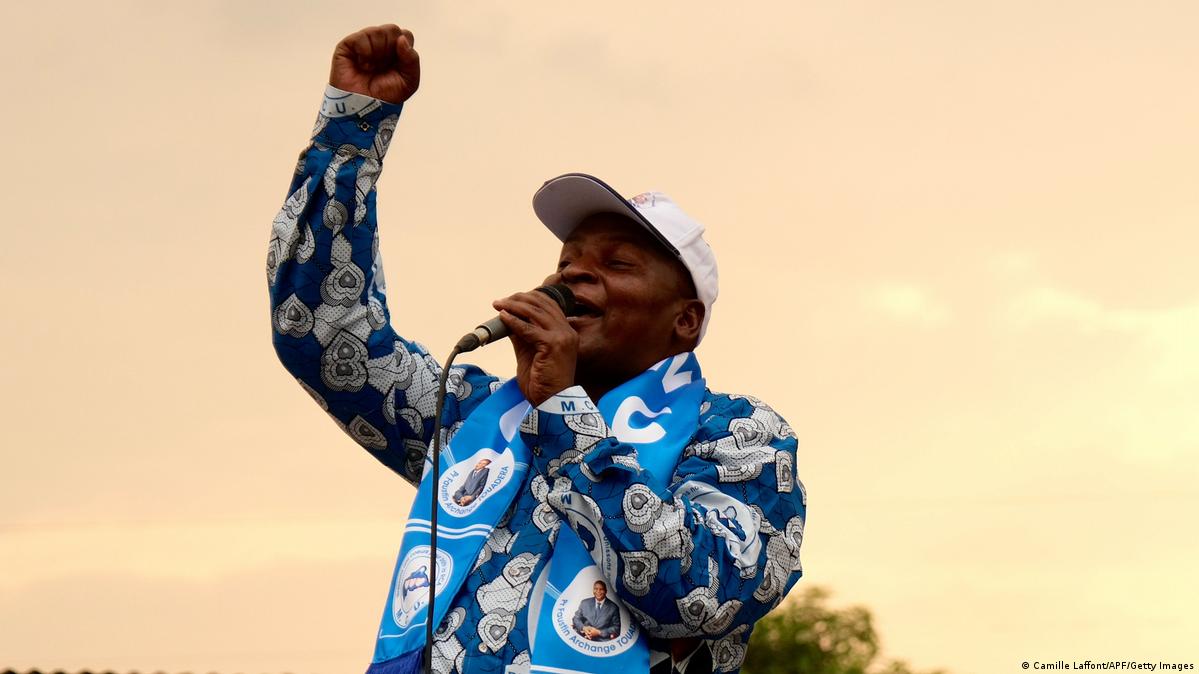 Touadéra wird Präsident der Zentralafrikanischen Republik