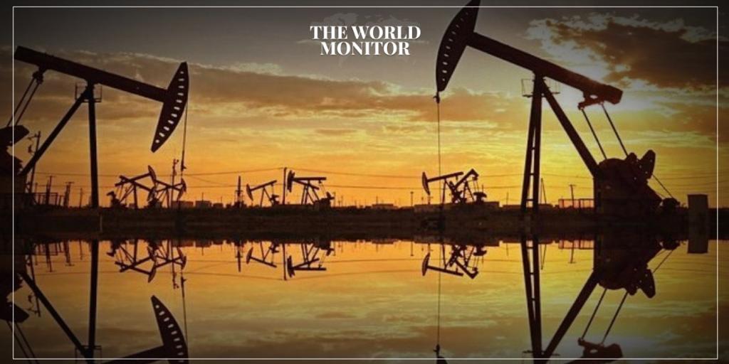 ارتفاع أسعار النفط مع تراجع المخزونات الأمريكية