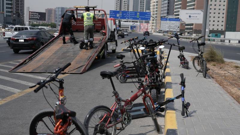 دبي تُطلق وحدة شرطة لمراقبة الدراجات الكهربائية