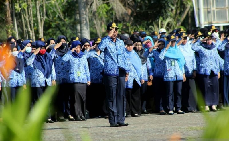 تحذيرات من إغلاق البرامج الدراسية في إندونيسيا