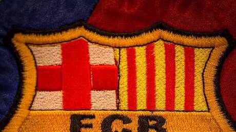 برشلونة يستهدف مهاجم عربي سابق لتعزيز صفوفه