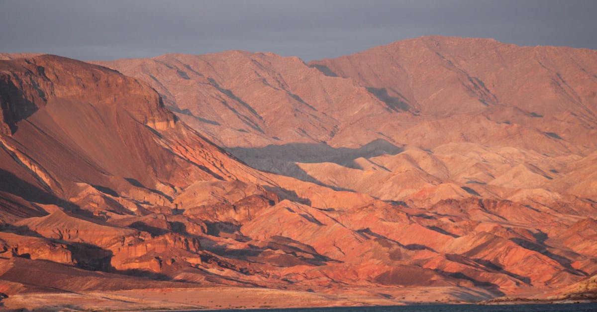 ترامب يؤكد أهمية مضيق هرمز في المفاوضات مع إيران
