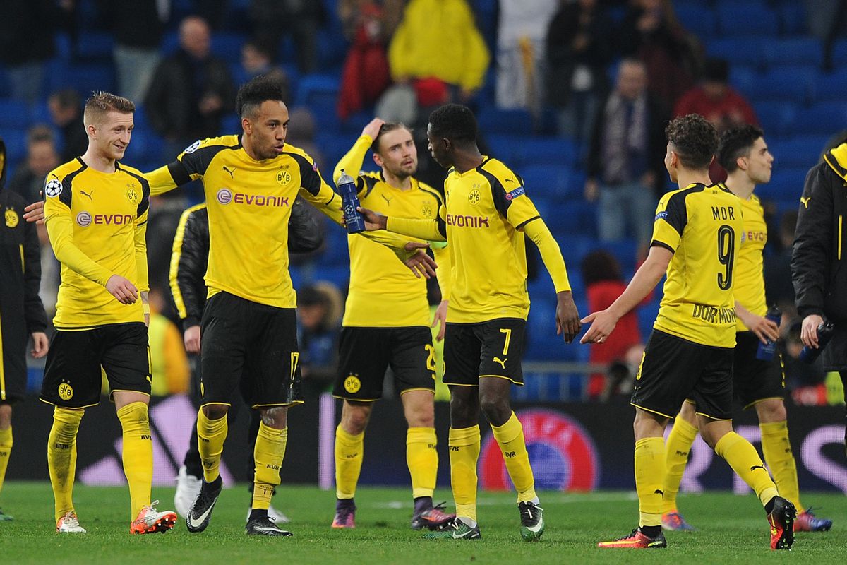 دورتموند يكتسح فرايبورغ ويضمن التأهل لدوري الأبطال