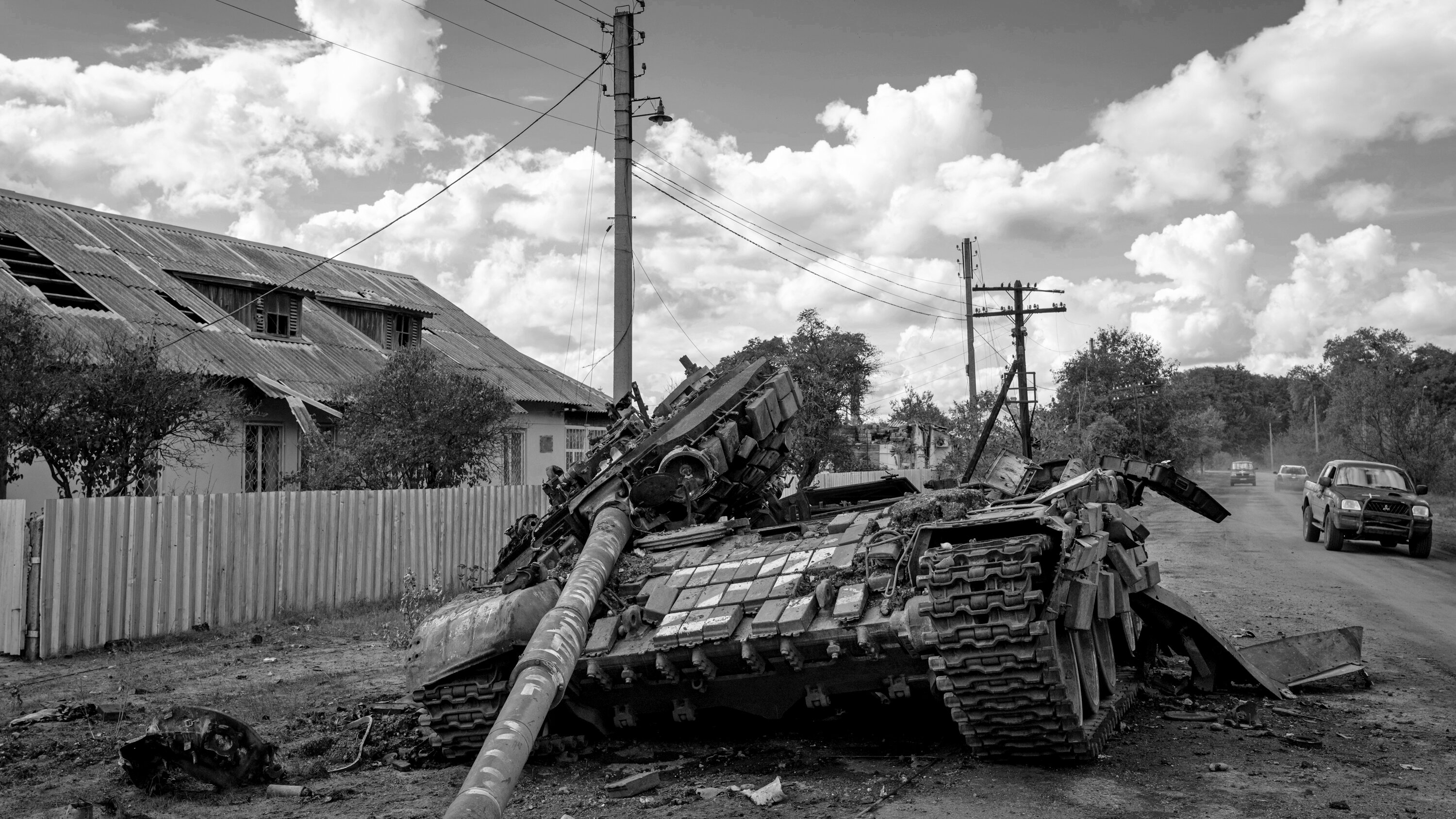 مقتل 14 شخصاً في غارات روسية على أوكرانيا