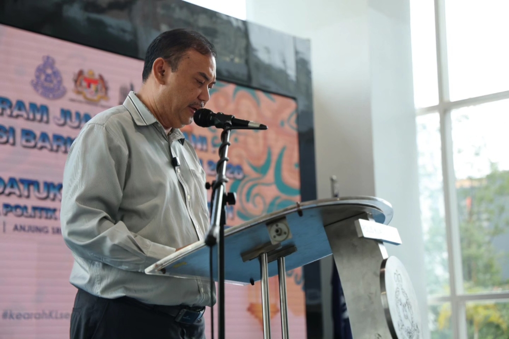 اعتقال تايلنديين أثناء تهريب الوقود إلى تايلاند