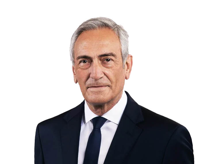 استقالة غرافينا وبوفون: أزمة الكرة الإيطالية