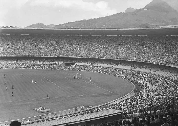 مأساة ماراكانا: الأوروغواي تهزم البرازيل في مونديال 1950