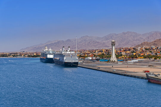 تحول ميناء الخدمات البحرية نحو الاستدامة