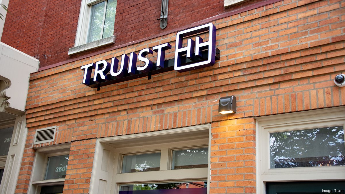 مغادرة أعضاء فريق السندات البلدية لبنك Truist الأمريكي