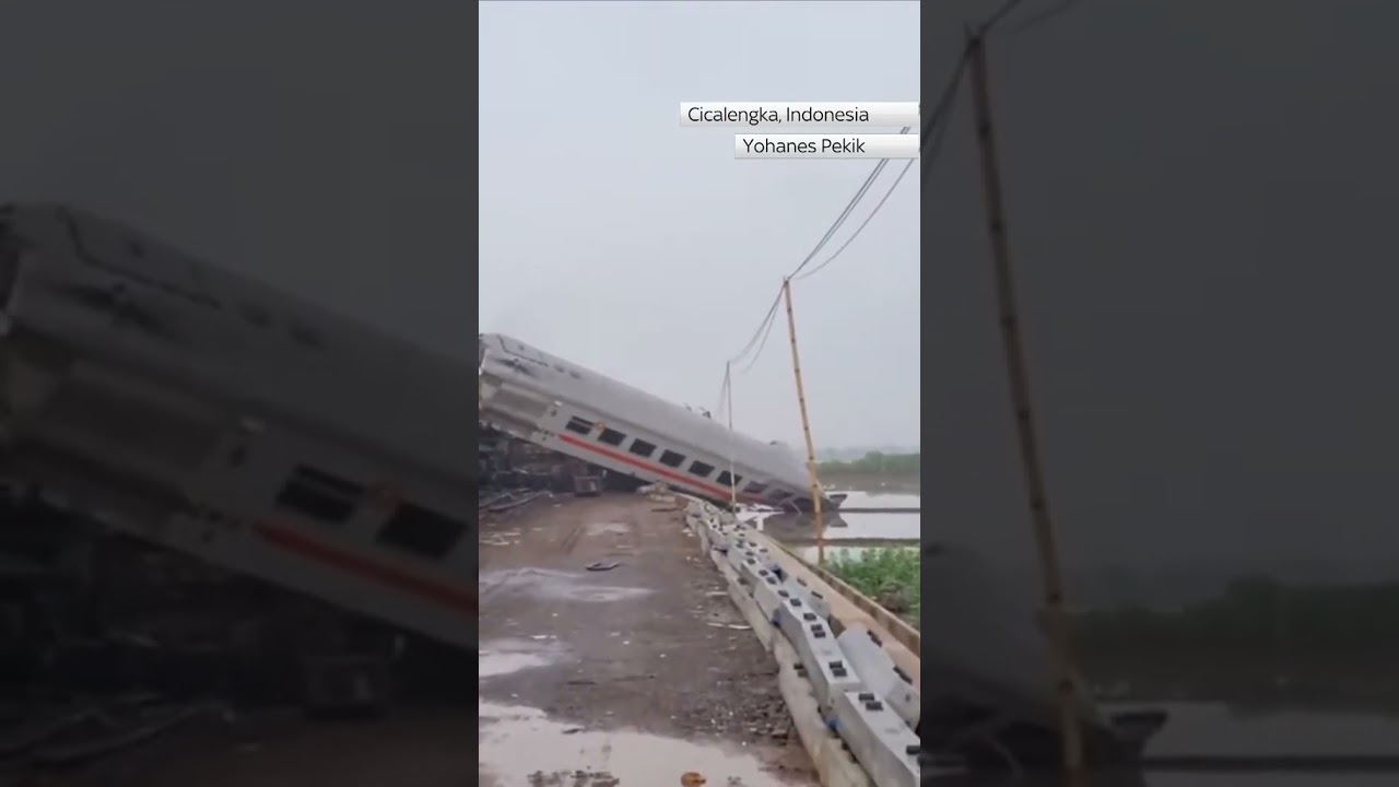 إلغاء رحلات القطارات في إندونيسيا بسبب انحراف قطار