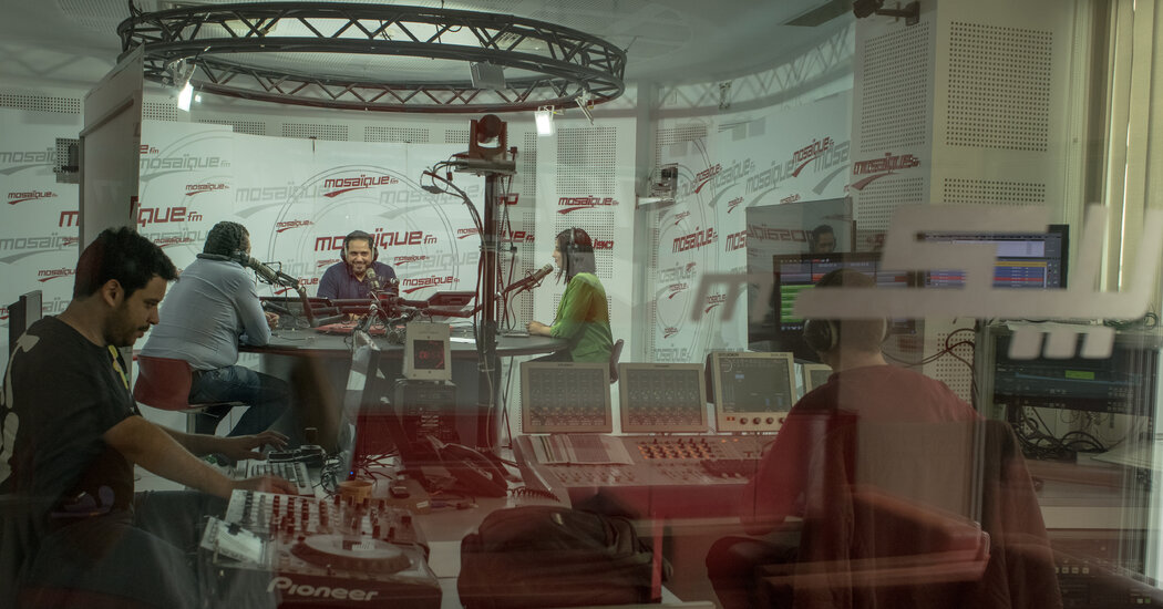 تونس: دعوات لوقف استهداف الإعلاميين وحماية حرية التعبير