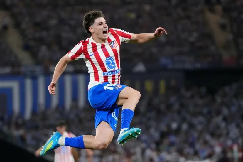 صراع الأندية الأوروبية على ألفاريز