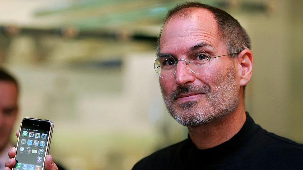 آبل تستعد للاحتفال بمرور 20 عامًا على آيفون