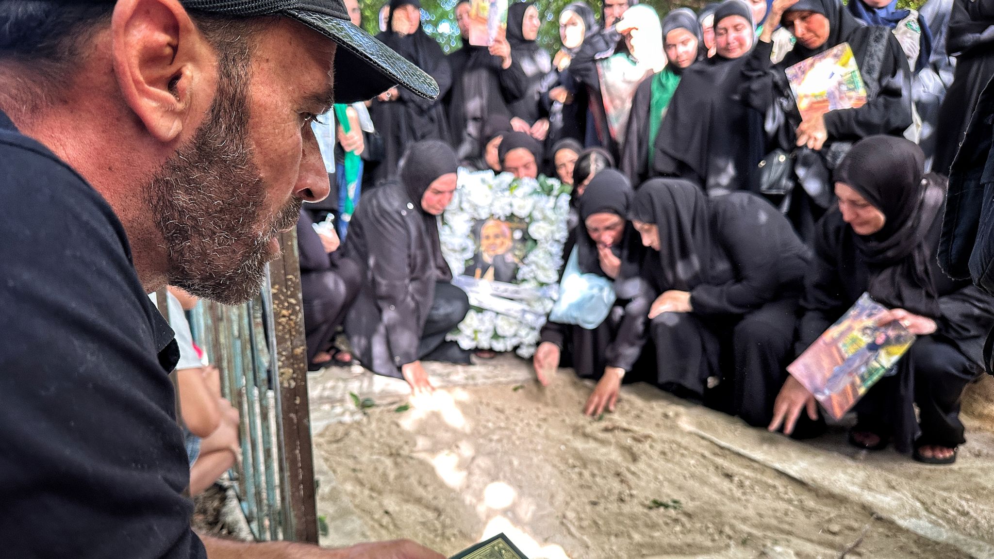 تشييع العقيد زلمي أديتيا إسكندر في إندونيسيا