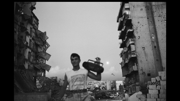 سينما متروبوليس تعود بعرض "دو يو لوف مي"