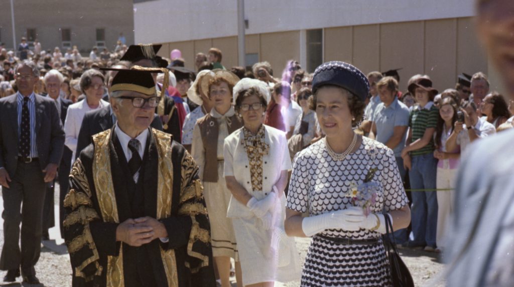 تعازي الملك وولي العهد لعشيرة العميان في الأردن