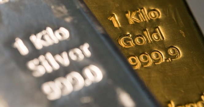 Gold and Silver Prices Decline Amid Geopolitical Tensions