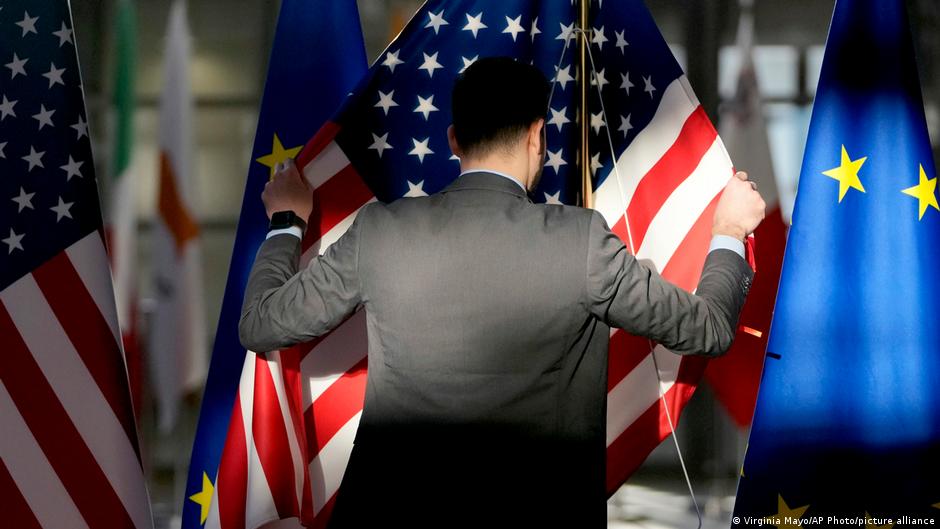 الاتحاد الأوروبي والولايات المتحدة: اتفاق بيانات السفر