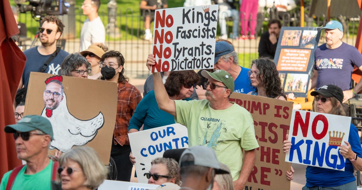 Massnahmen in Los Angeles nach Protesten gegen Monarchie