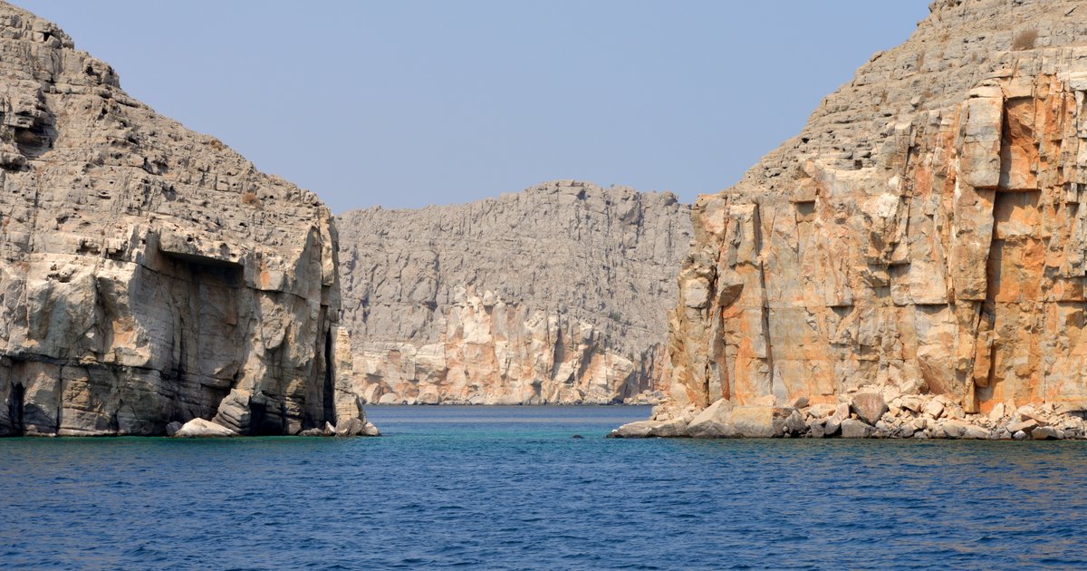 تزايد الدول المسموح لها بالعبور عبر مضيق هرمز