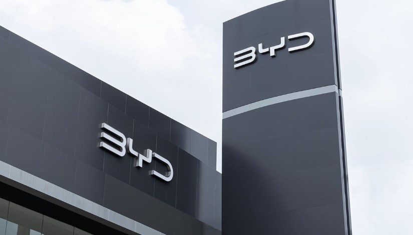 بي واي دي ترفع أسعار نظام القيادة المساعدة