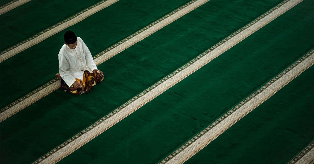 Istiqlal Mosque Receives Large Sacrifices from Indonesian Leaders