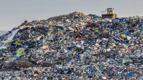 أزمة النفايات العالمية: تقرير البنك الدولي 2022
