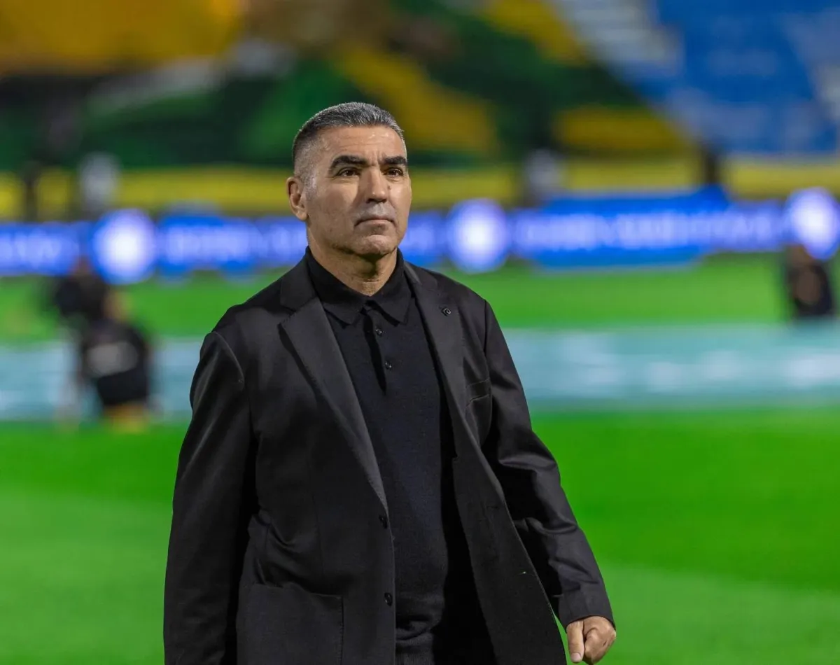Vertrauen in Trainer Jalal Qadri erneuern für neue Saison