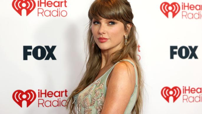 استحواذ أكمان على يونيفرسال ميوزك غروب