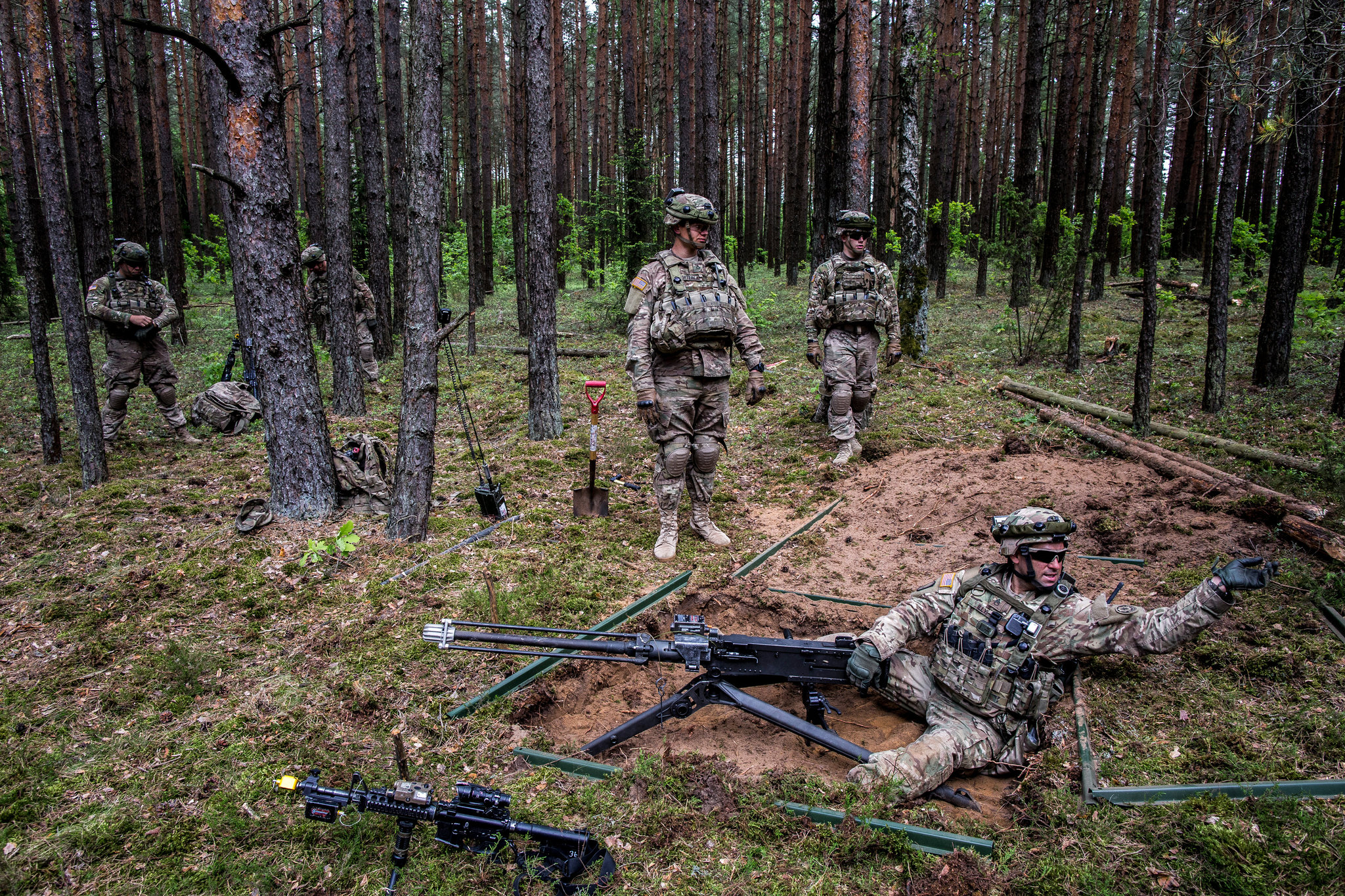 تراجع الالتزام العسكري الأمريكي في أوروبا وتأثيره