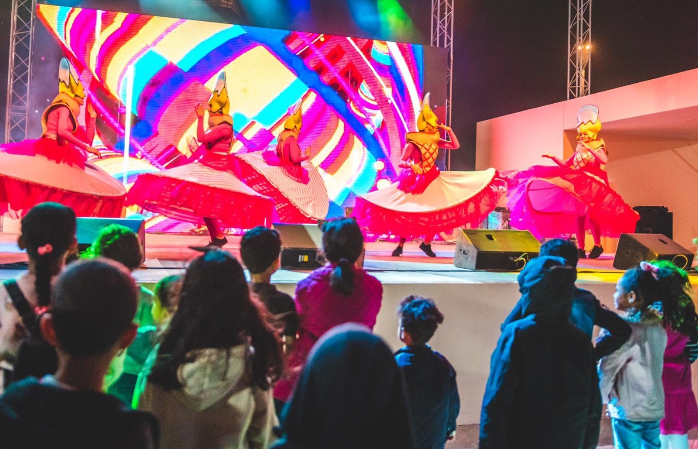 فخر البحرينيين بهويتهم الخليجية