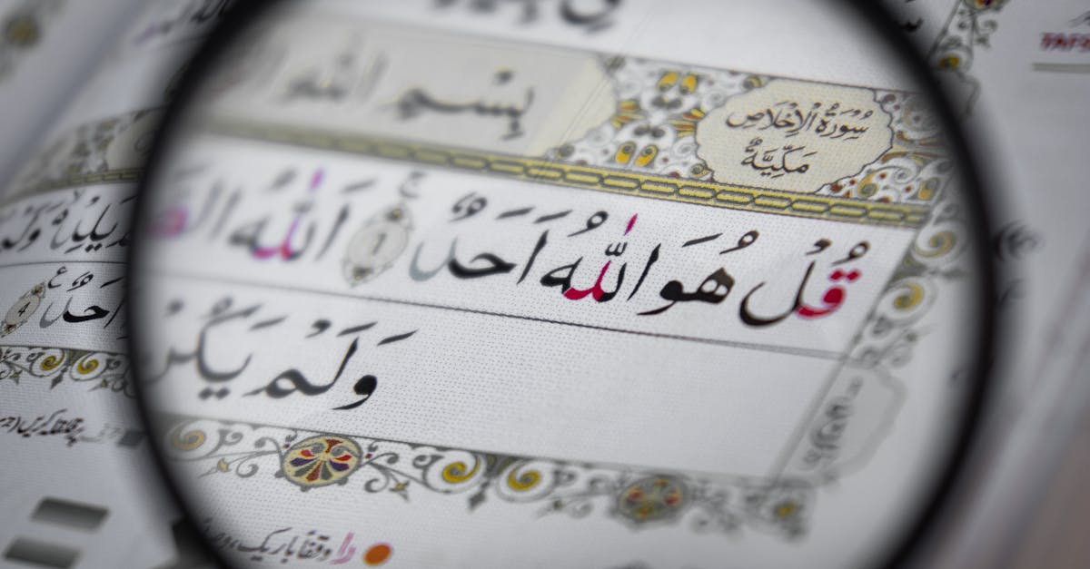 ماكرون يؤكد أهمية اللغة العربية في فرنسا
