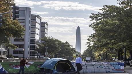 إيرول ماسك يقارن موسكو وواشنطن ويصف الديمقراطيين بالغباء