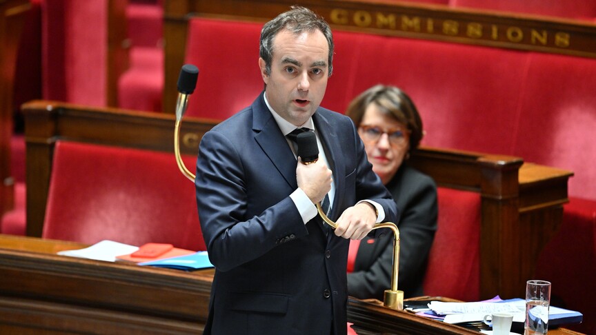 تحذيرات فرنسية من تأثير الحروب على الاقتصاد المحلي