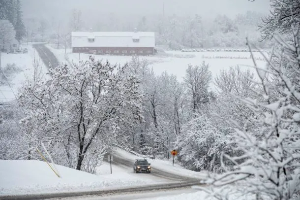 عاصفة شتوية تضرب فيرمونت وتأثيرها