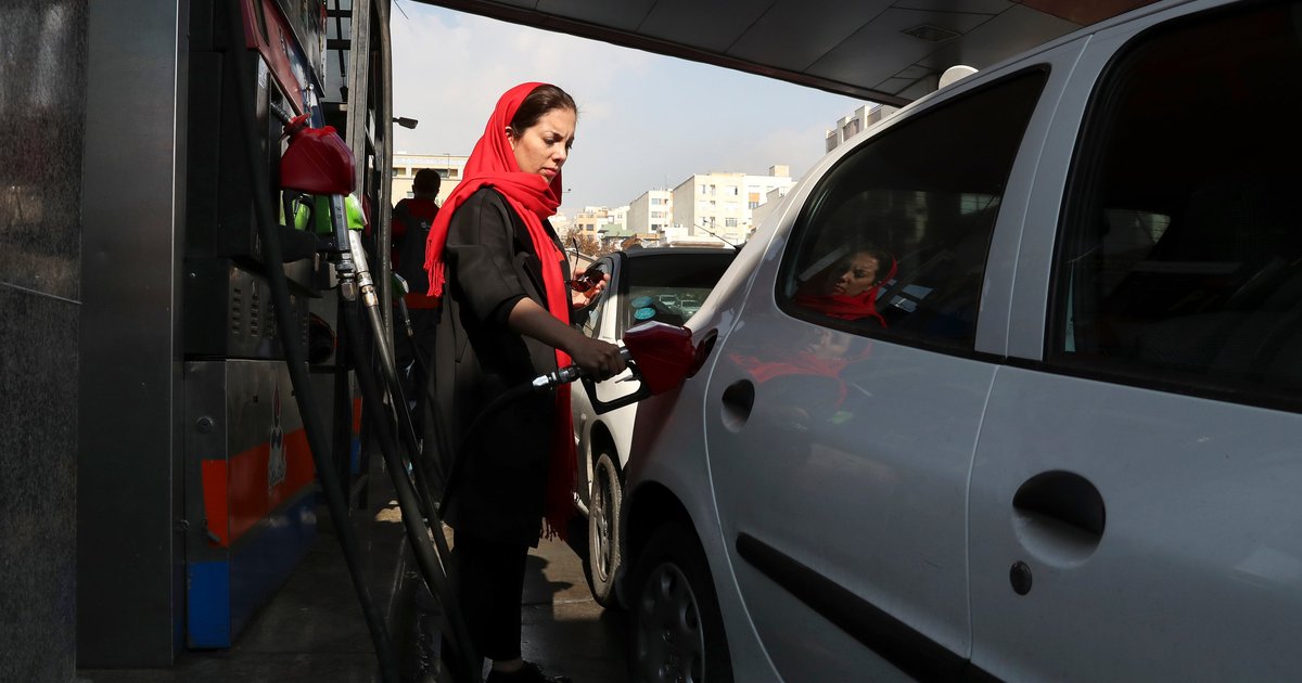 ارتفاع أسعار الغاز إلى 4 دولارات للجالون