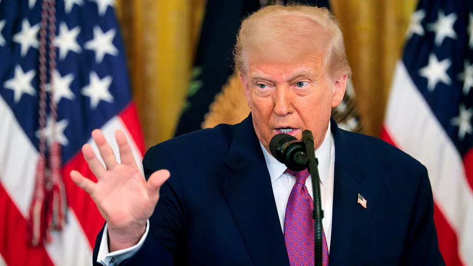 Trump ready to end conflict with Iran despite Hormuz closure