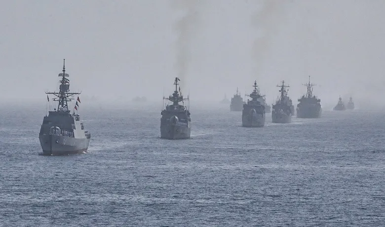 تحذير ترامب للسفن الإيرانية: تصفية تجار المخدرات