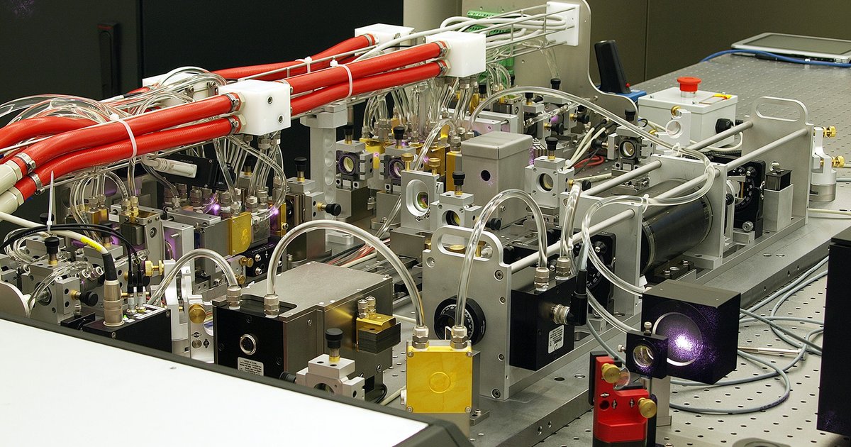 Revelan cómo el orden de los eventos afecta la física cuántica