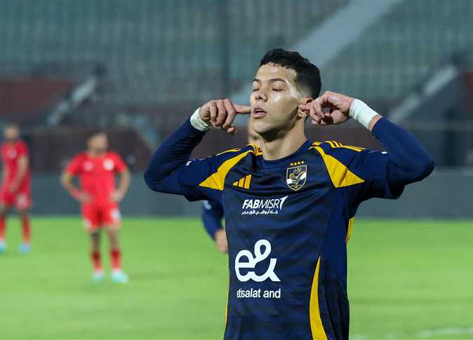 الأهلي يبيع إمام عاشور ويغيب عن قمة الزمالك