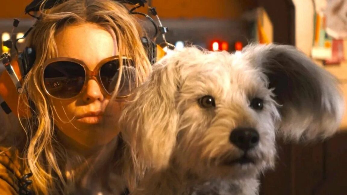 Nouveau spectacle de Supergirl pour sauver Krypto