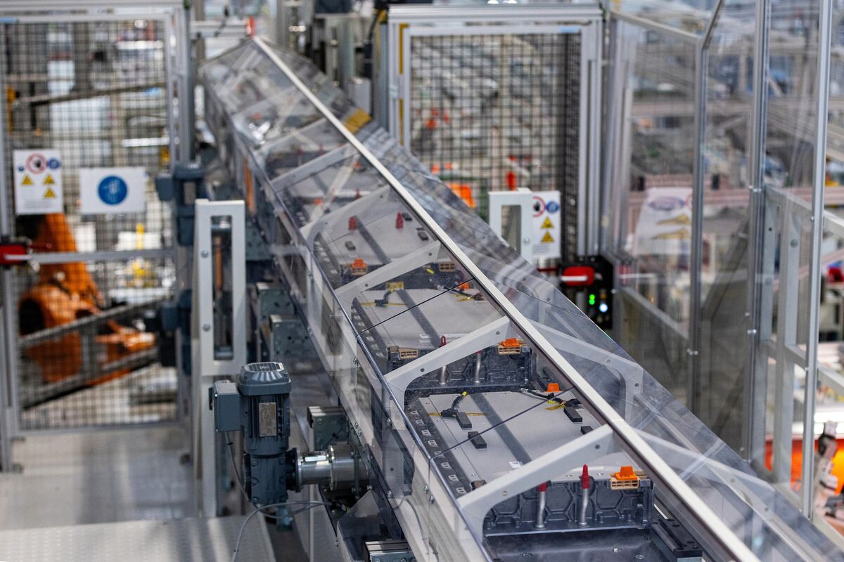 انتعاش الطلبات الصناعية الألمانية قبل الحرب في إيران