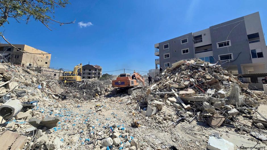 إسرائيل ومنطقة عازلة في لبنان: قانونية الإجراء