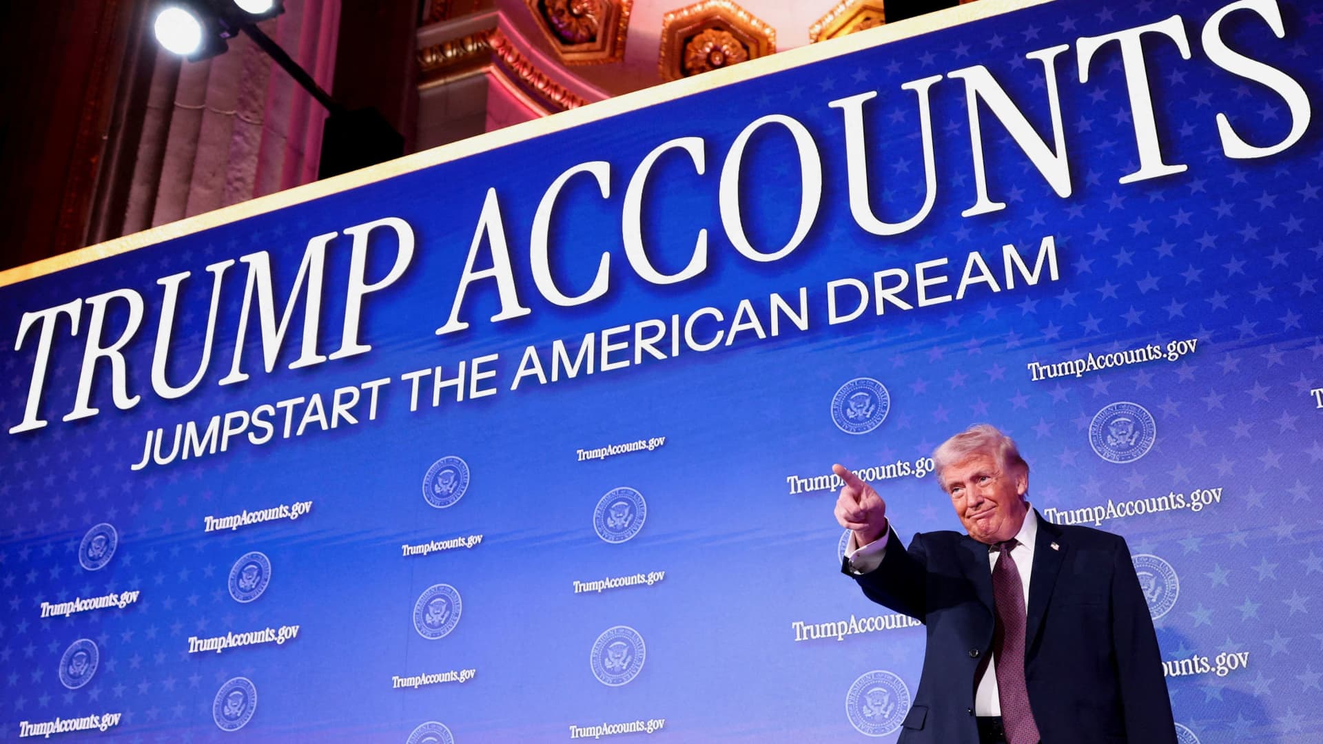إطلاق تطبيق حسابات ترامب لدعم استثمارات الأطفال