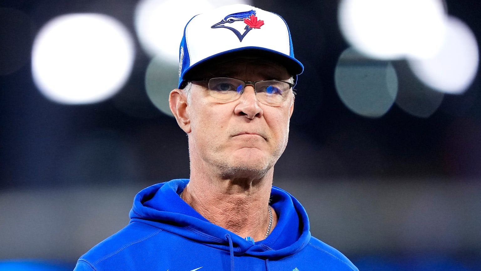 فيلادلفيا فيليز تقيل روب تومسون وتعين دون ماتينغلي