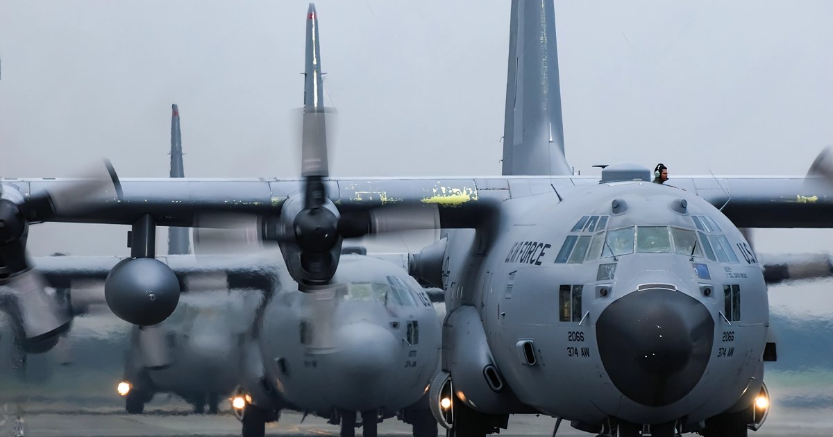 Iran Shoots Down US C-130 Hercules During Rescue Operation
