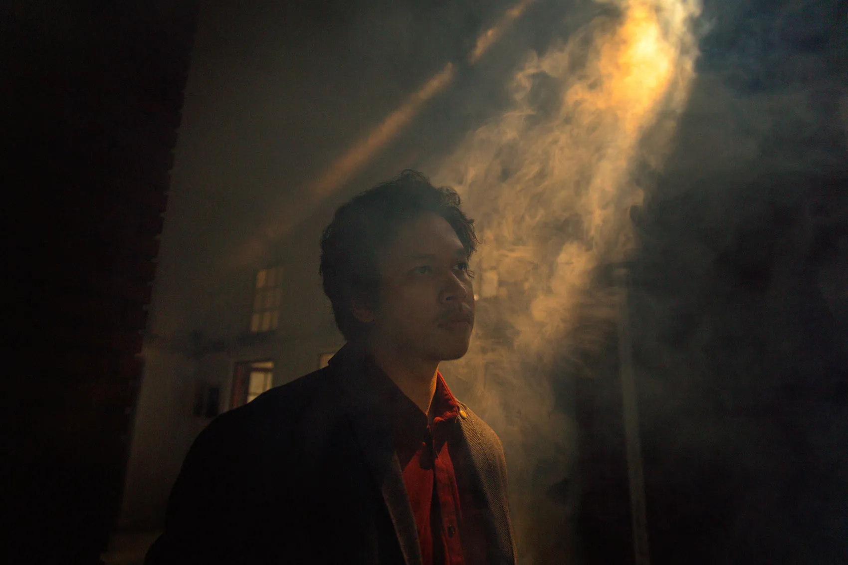 تحويل ألبوم "Menari dengan Bayangan" إلى فيلم سينمائي