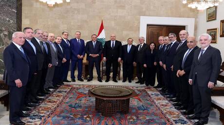 عون يدعو للمفاوضات كسبيل للأمن بين لبنان وإسرائيل