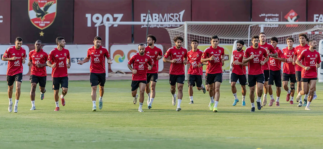 استبعاد نجم الأهلي قبل مواجهة سيراميكا